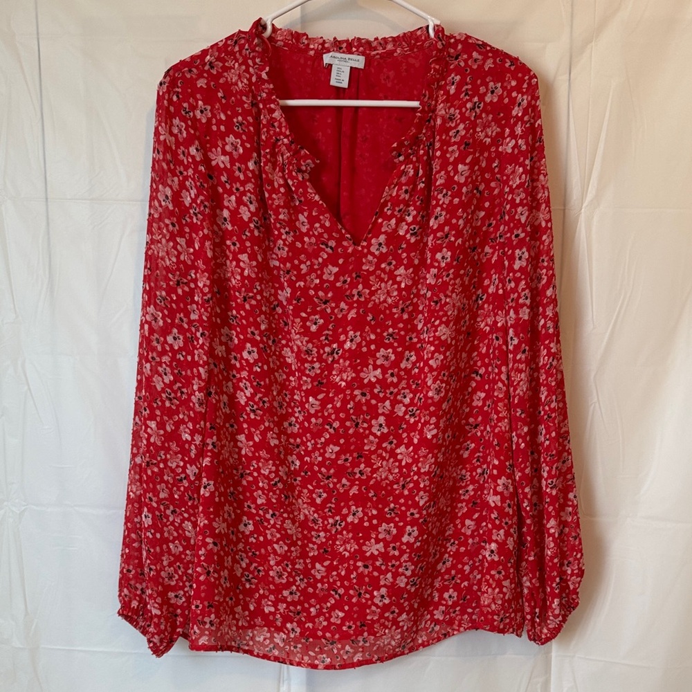 Carolina Belle Red Floral Blouse Large Ling Sleeve